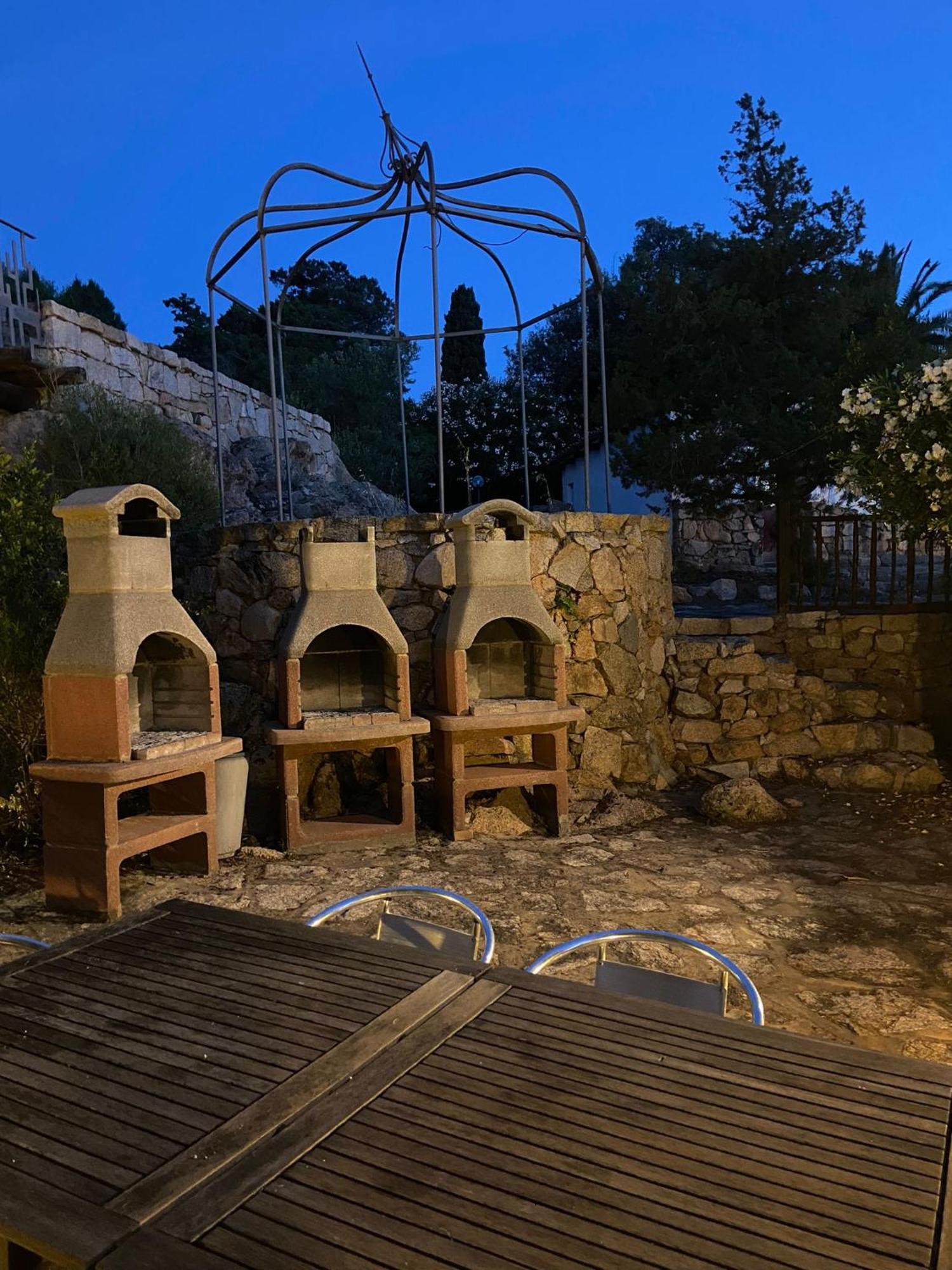 Domus Liscia Di Vacca Aparthotel Exterior photo